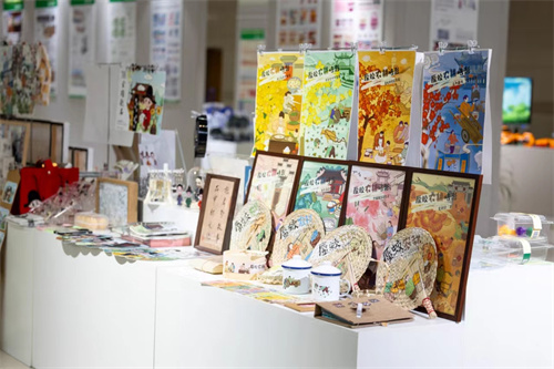 创意点亮乡村 高校毕设展何以被村书记“热捧”，急救用品成焦点
